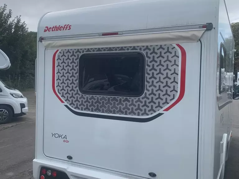 40027604.jpg